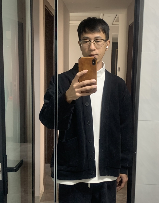 月亮弯弯的第一张照片--肇庆闪婚服务中心